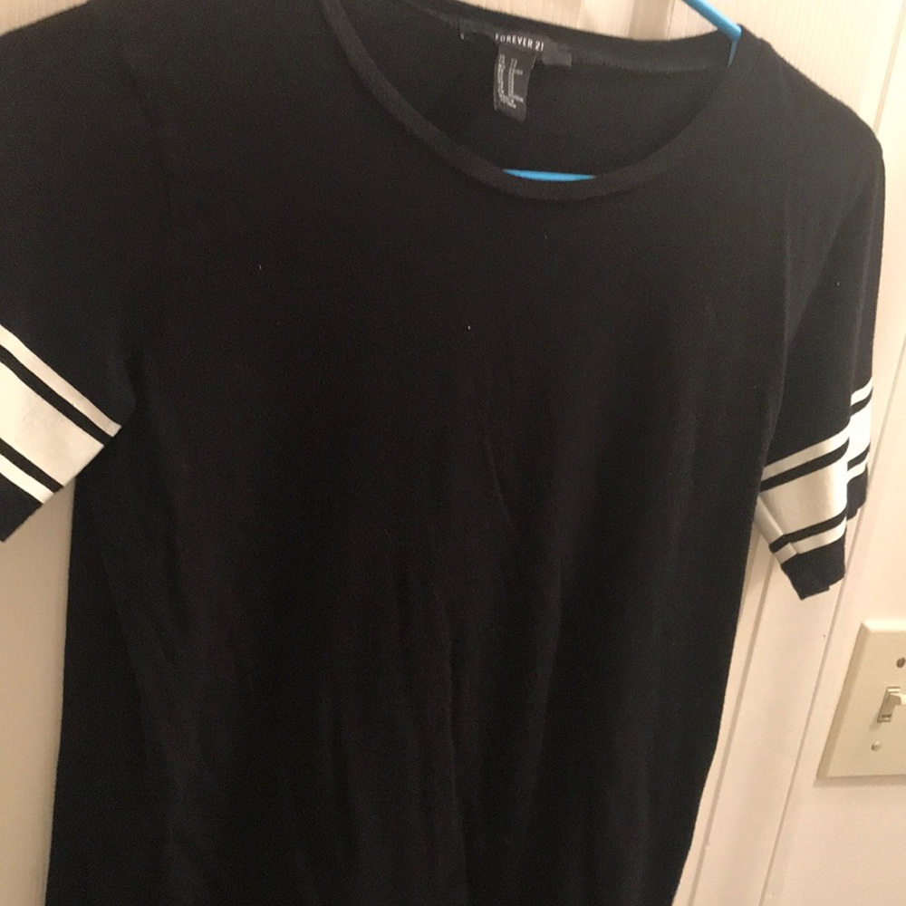 Black t shirt